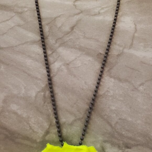 ✨ CrewCuts Bright Yellow Fabric Flower Iridescent Tassles Enamel Chain Pendant - Picture 2 of 11